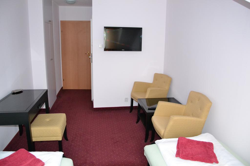 Hotel&Restauracja Złote Runo Góra Kalwaria Cameră foto